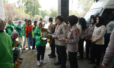 Polres Probolinggo Kota Peringati Hari Kartini Bersama Pengemudi Ojol Perempuan